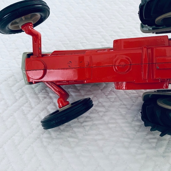 ERTL Ford Diecast Tractor with Plow - Picture 9 of 10